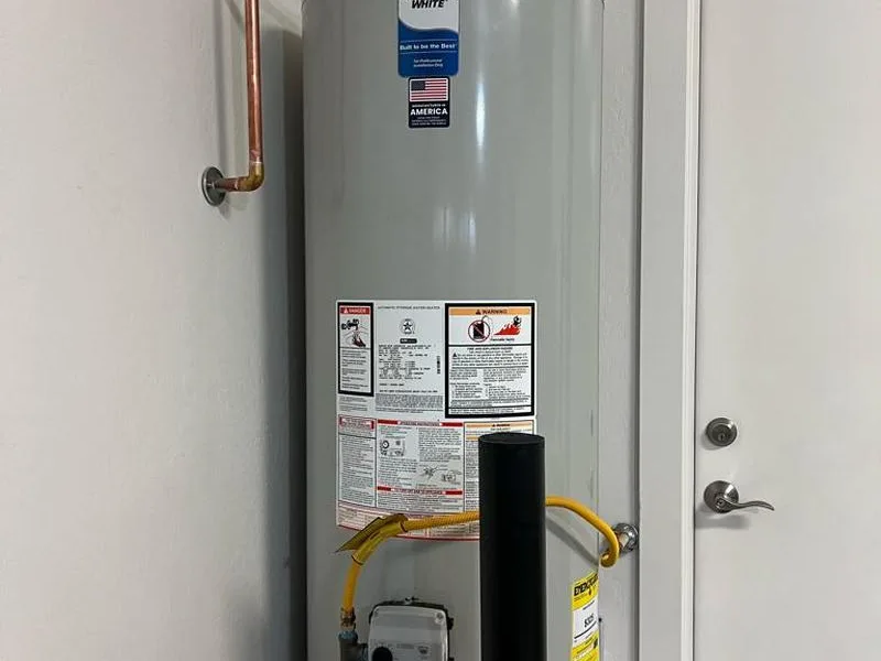 Instalación de Bandeja para Calentador de Agua en Rowland Heights, CA
